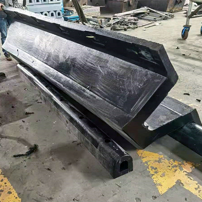 Art Fender des V300*1000L-Schwarz-Naturkautschuk-V für Portanlegestelle