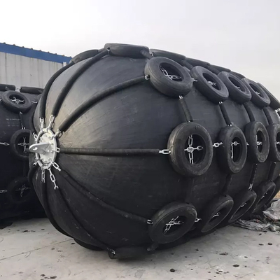Überziehschutzanlage HDG 4.5*9.0M Yokohama Rubber Fender für das vorübergehende Anlegen