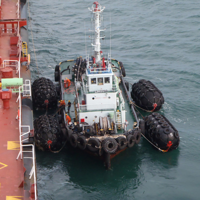 Schwarze Yokohama-Art Fender 80kPa 3.3*6.5M For Mooring Überziehschutzanlagen-Operationen