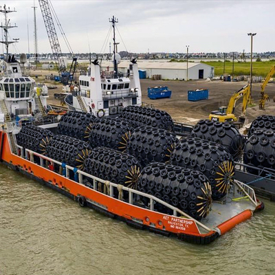 50kPa 4.5M Yokohama Rubber Fender mit Hochleistungsschutz-Reifen-Ketten-Netz