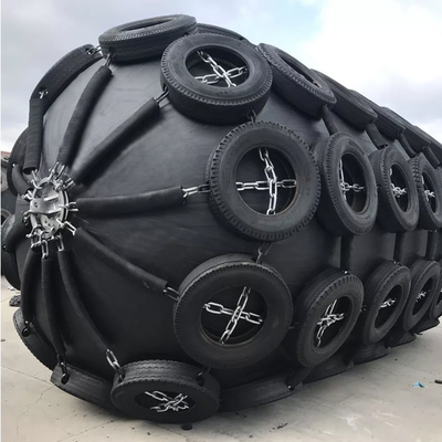 50kPa 4.5M Yokohama Rubber Fender mit Hochleistungsschutz-Reifen-Ketten-Netz