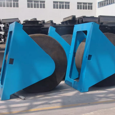 Schwarzer örtlich festgelegter Gummifender 175kN - 1000kN für Dock-Boots-Schutz