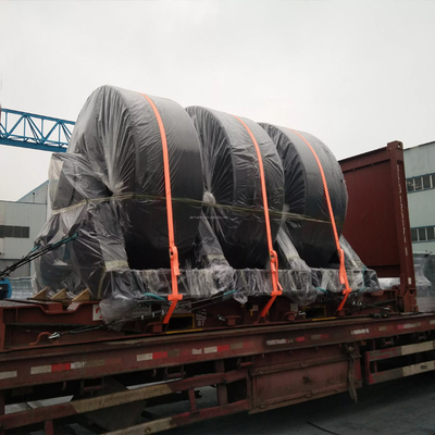 Schwarzer örtlich festgelegter Gummifender 175kN - 1000kN für Dock-Boots-Schutz