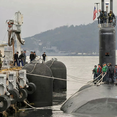 Fender ISO17357 D3.3M Submarine Pneumatic Rubber bestätigten