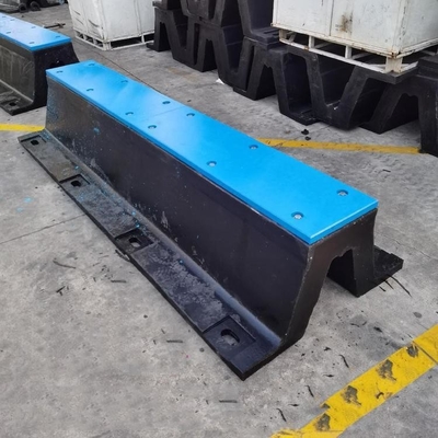 Zusammengepasste Breite-V-Gummi-Fender für Schiffe im Marine-Dock