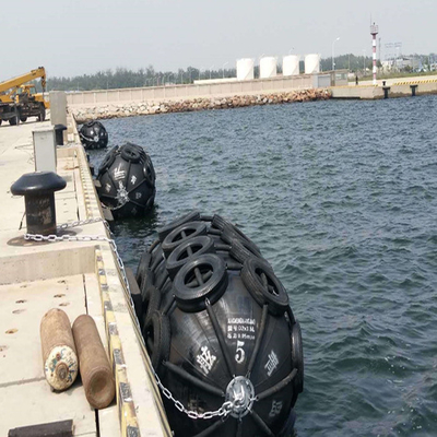 Hochfester pneumatischer Gummipuffer in Marine And Offshore Industries