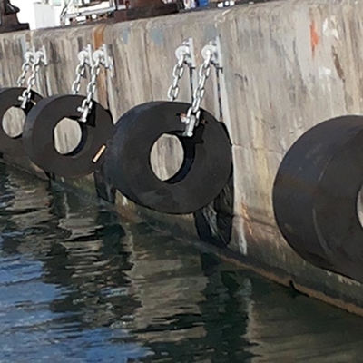 Zylindrische Marine-Fendern Schiffsbargen-Fendern Systeme Marine Docking-Fendern