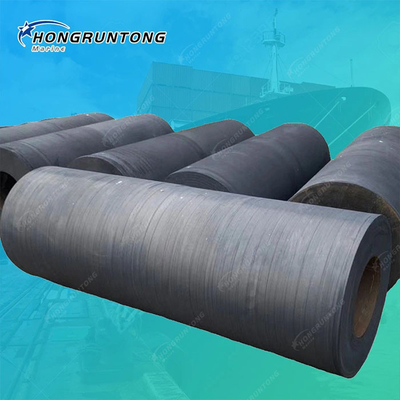 Schwarze zylindrische Marine-Fendern Dauerhafte Fendern für hohe Auswirkungen und geringe Wartung