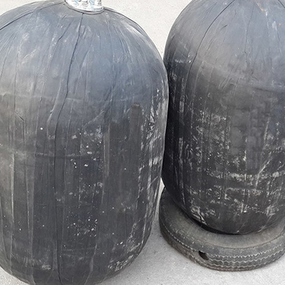 Schiffsschützende Jumbo-Fender mit ISO17357 2014 Standard für Schiffe, die angedockt sind