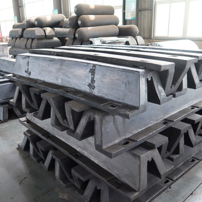 CCS Marine Natural Rubber Arch V-Type Fender für Schiff und Dock