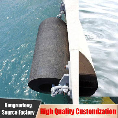 750×1800mm zylindrische Marine-Fendern glatte Oberfläche langfristige Verwendung Stoßbeständig