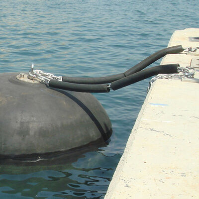 Hochleistungs-Schutz-U-Boot-Fender Überlegene Stoßabsorption Lange Lebensdauer