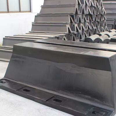 Typ V Fender Dock Fender Schwerlastschutz Ausgezeichnete Schlagabsorption Zuverlässige Leistung
